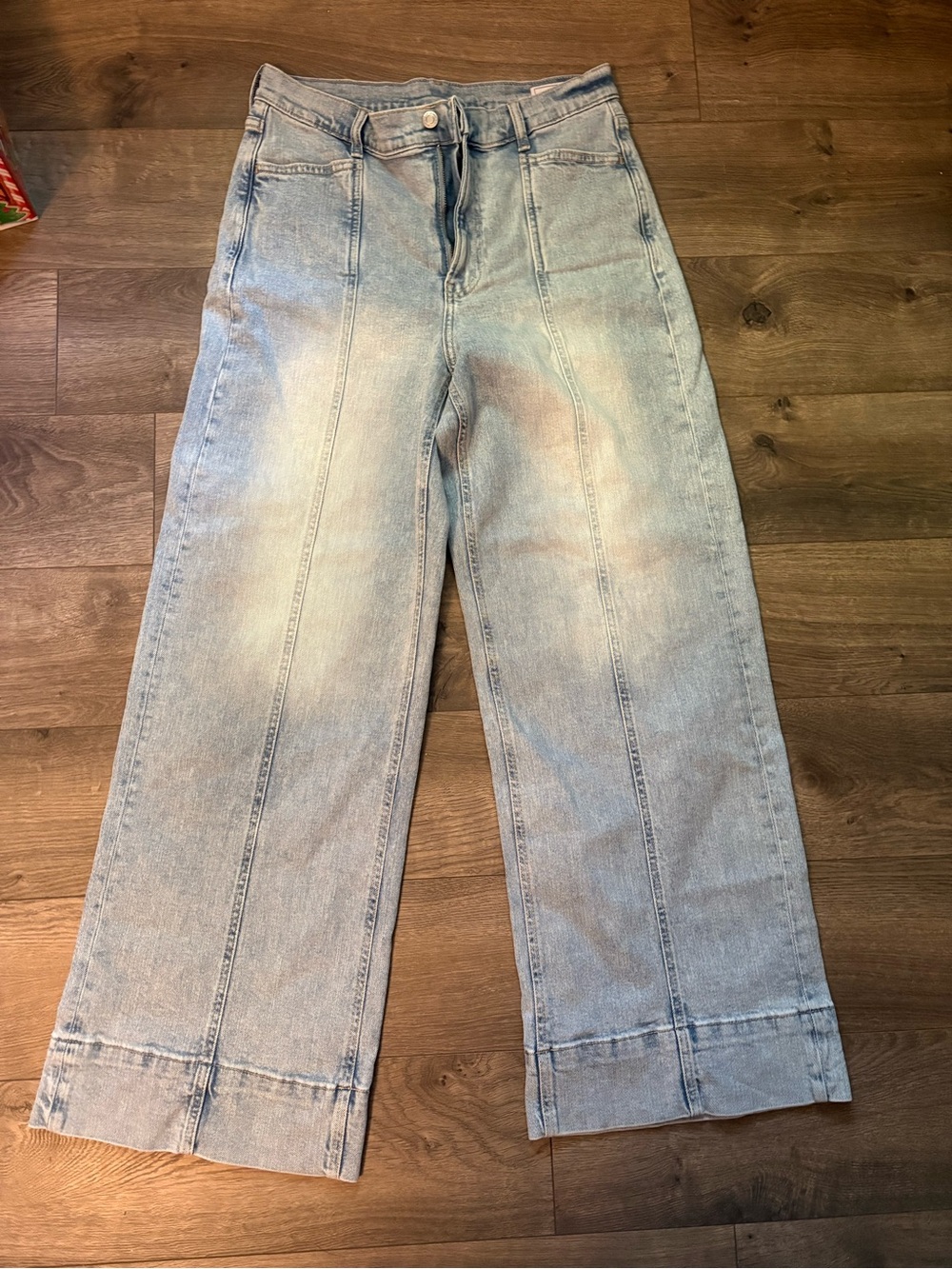 Gap High Rise Stride Ankle Jeans
